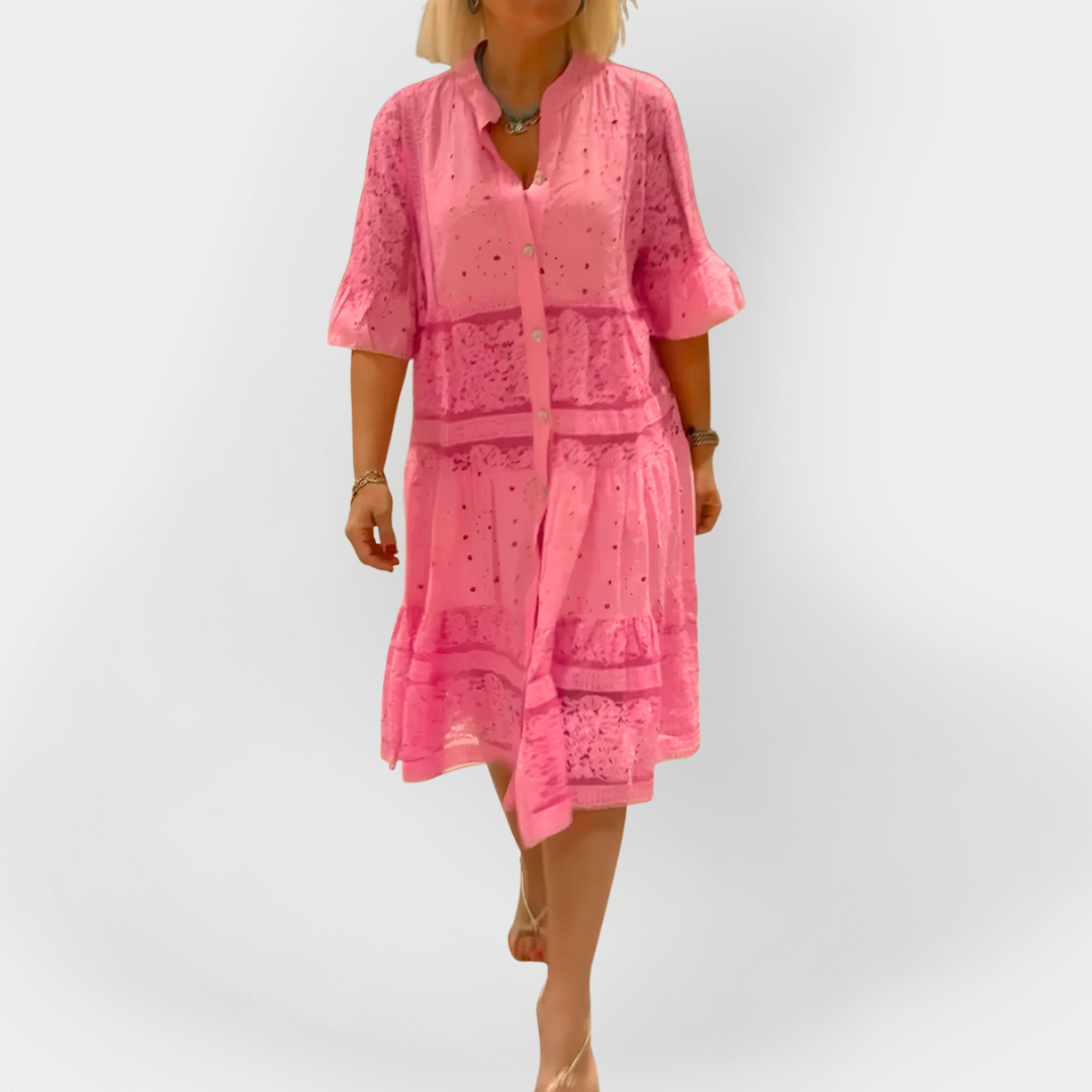 Krajkové Šaty S Rukávy 3/4 A Exkluzivními Knoflíky