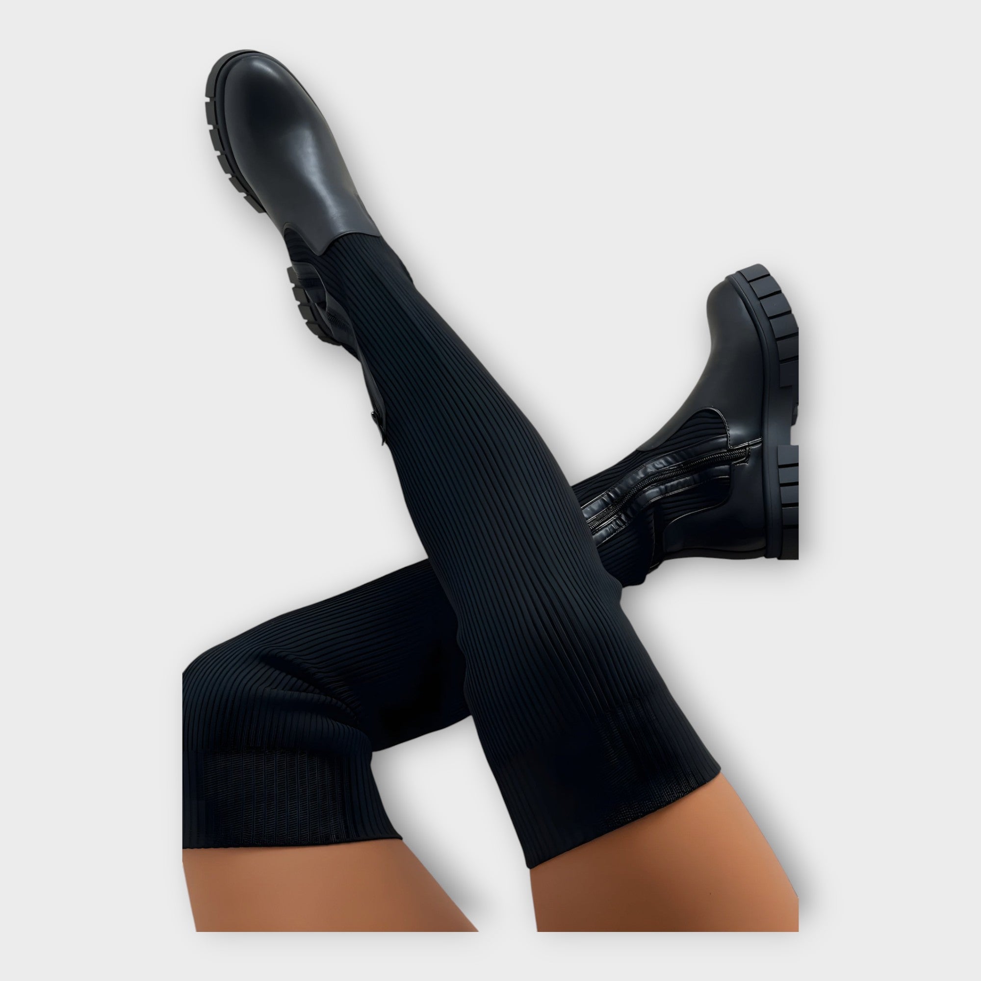 Moderní Kozačky Exkluzivní Limitovaná Minimalistická Edice