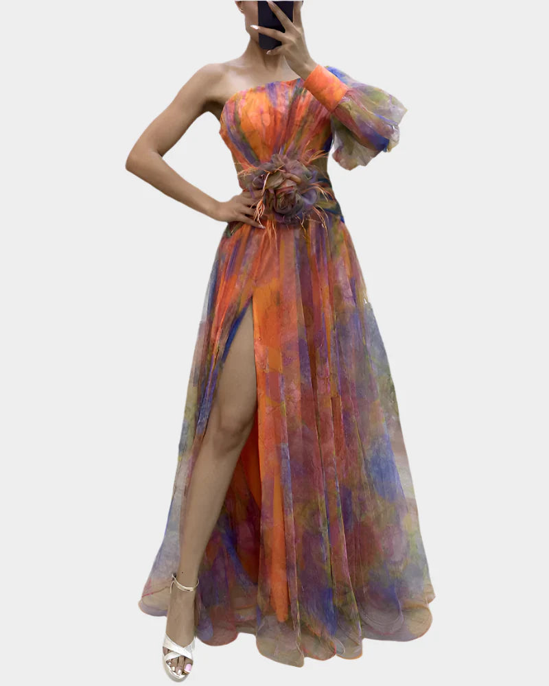 Luxusní Saténové Romantické Šaty S Květinovým Výstřihem