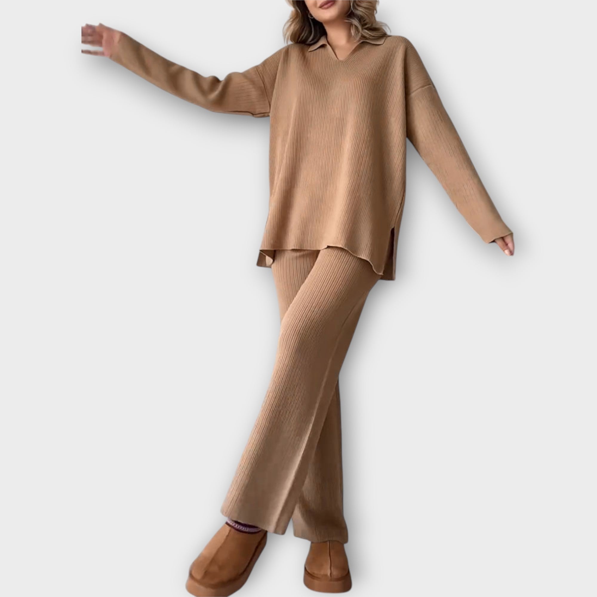Elegantní Set se Volným Střihem z Kolekce Minimalismus