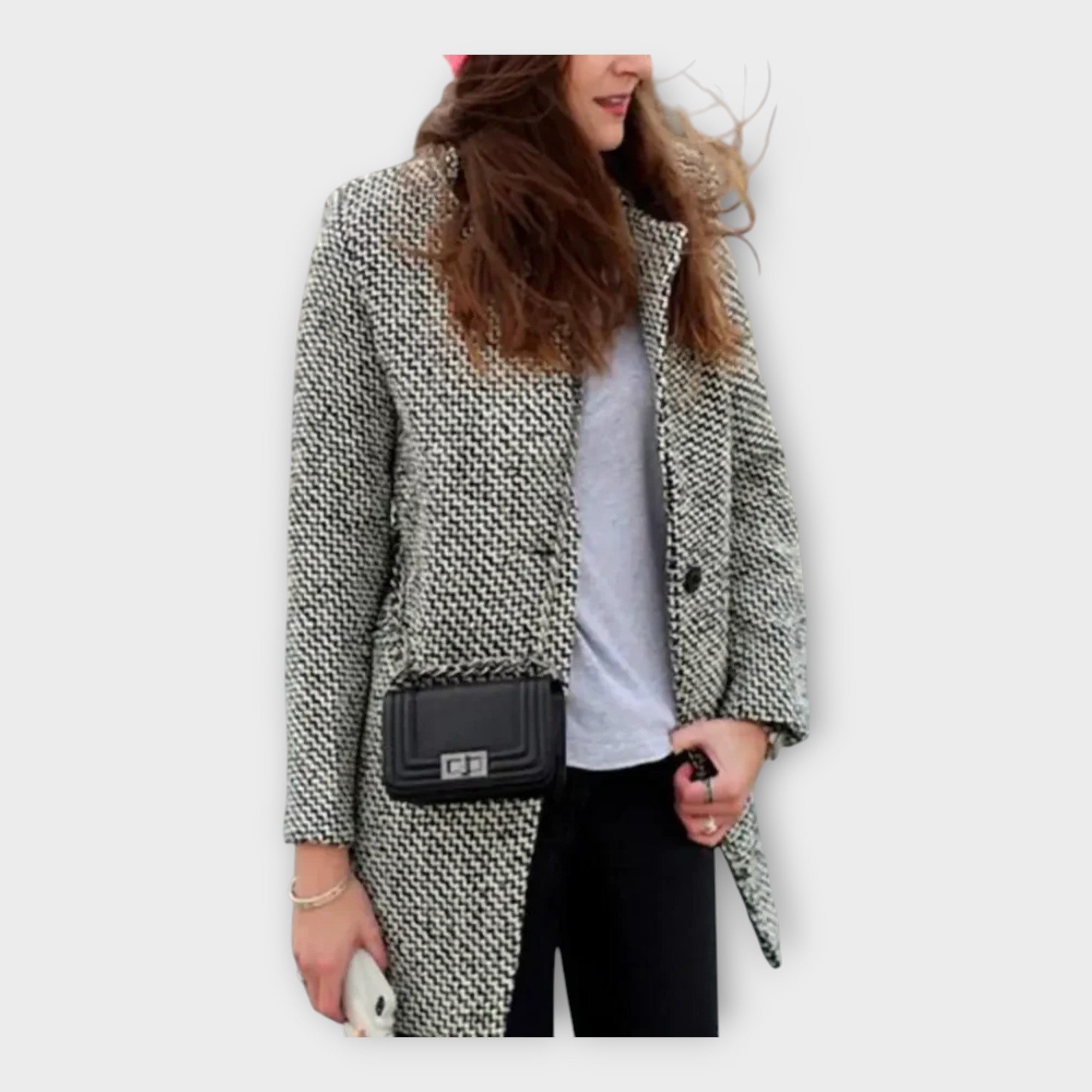 Vlněný Kabát Nadčasový Design Kolekce S Elegantním Puncem