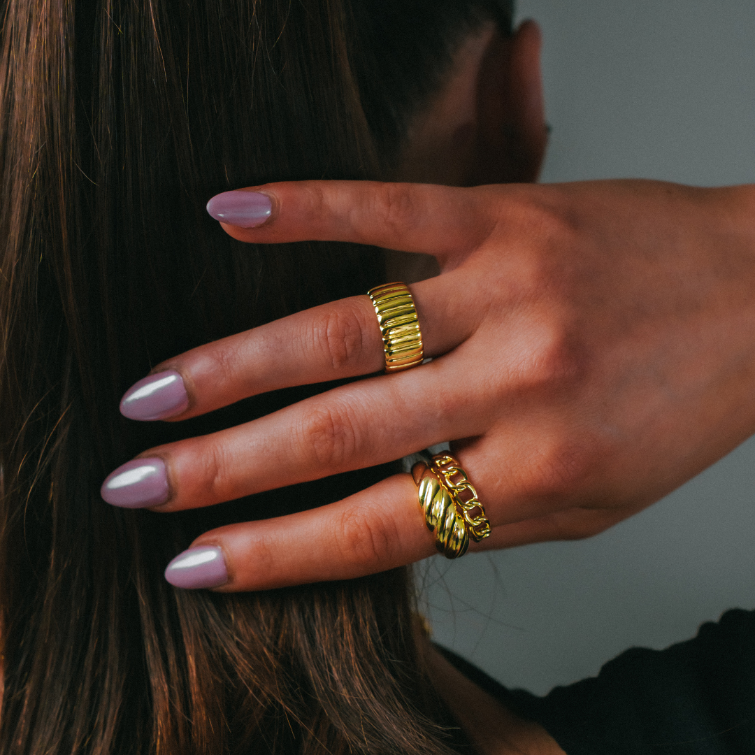 Prsten S Řetízkem Z Luxusní Kolekce Chain Elegantní