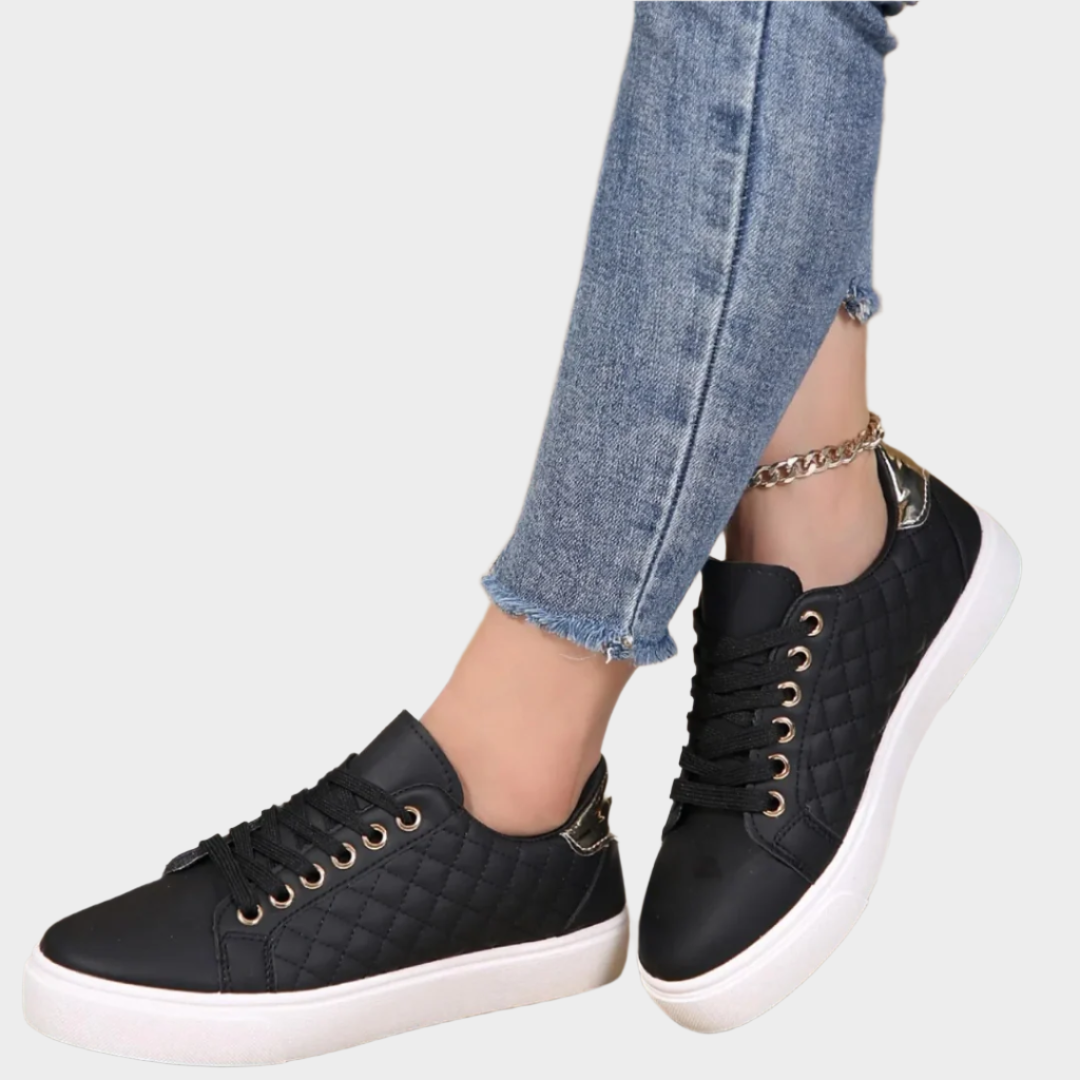 Bílé Kapitone Sneakers Luxusní Kolekce Exkluzivní Limitovaná