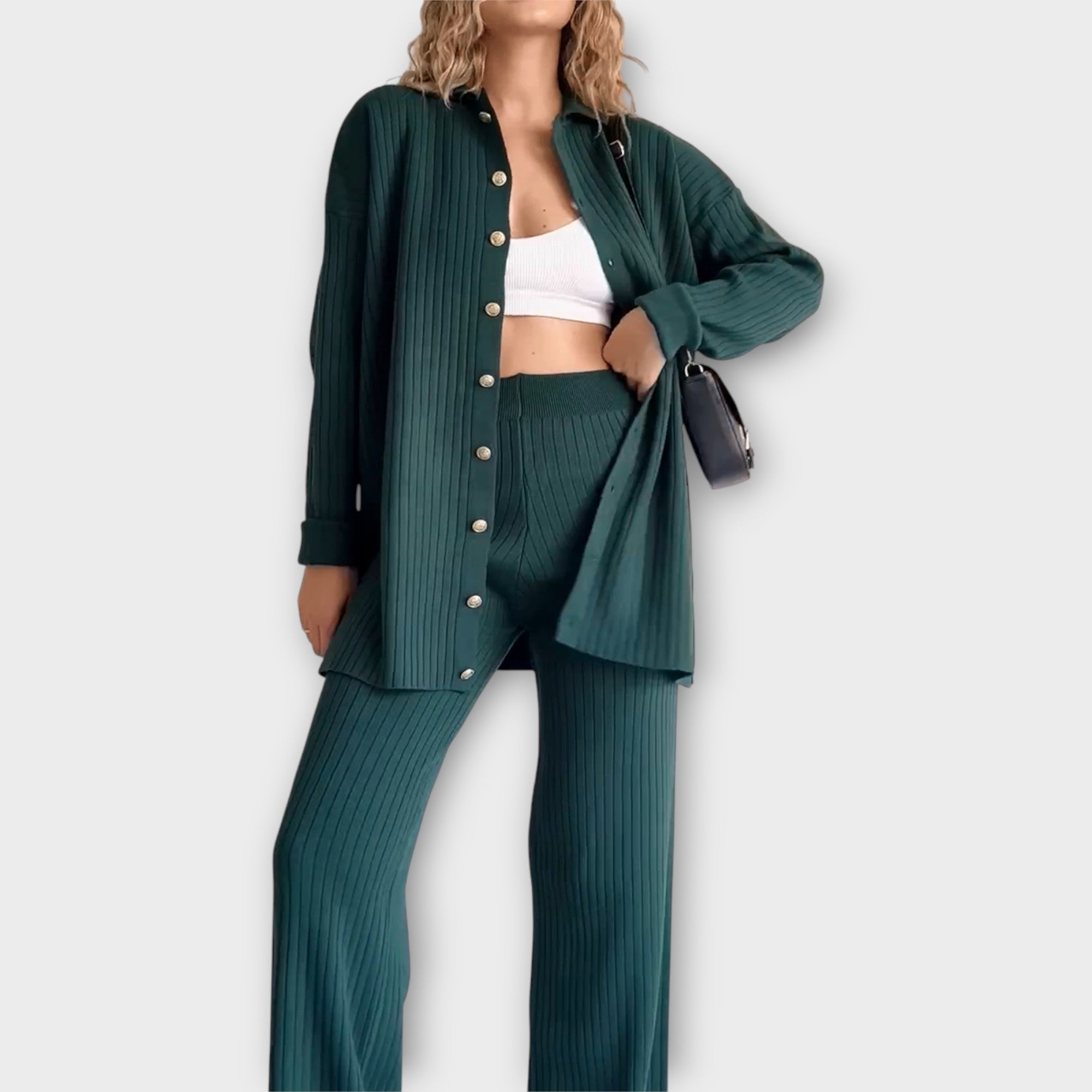 Set S Ribové Detaily a Elegantní Siluetou Z Luxusní Kolekce